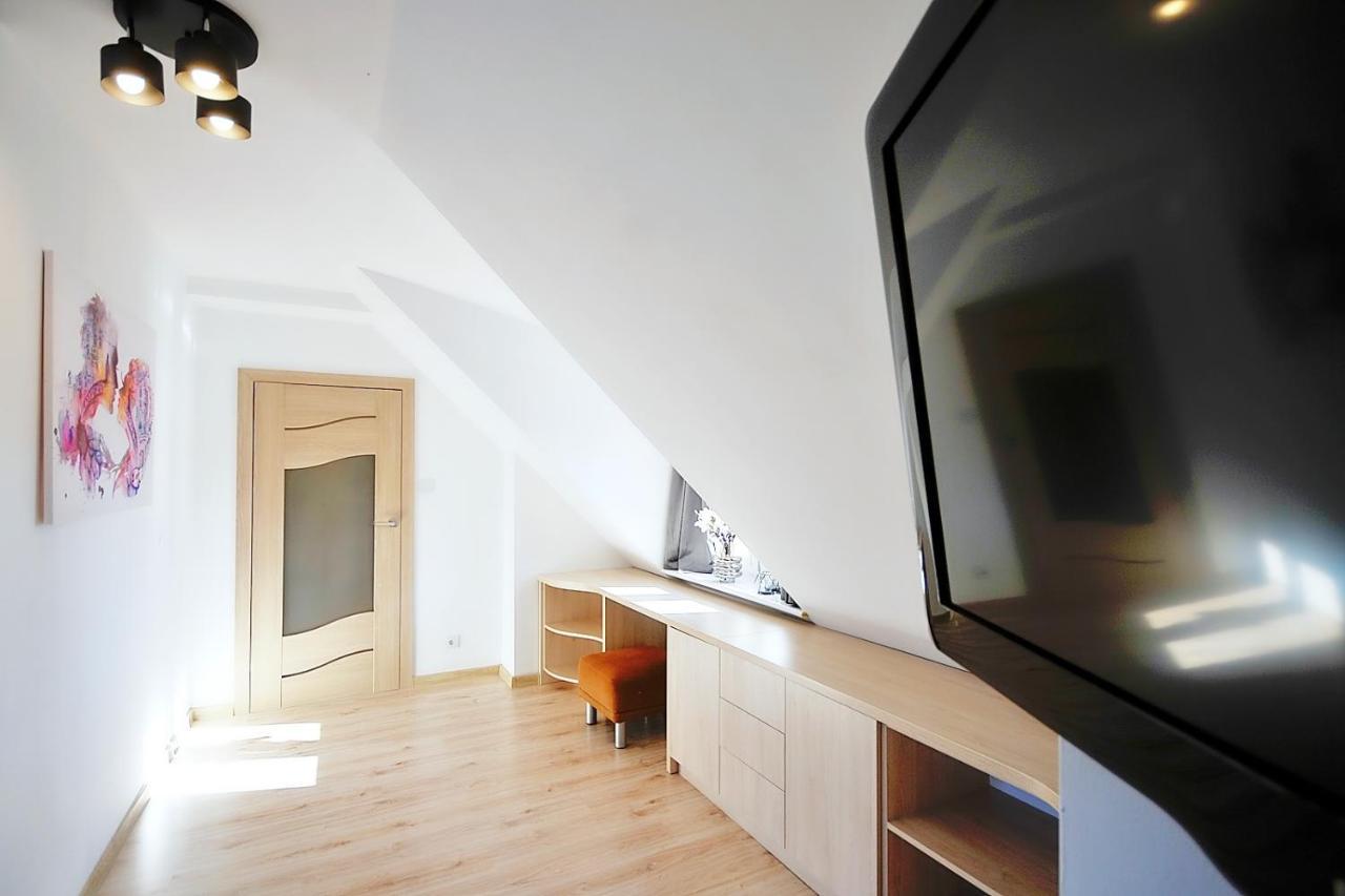 50 M Do Plazy Thobruk Apartamenty Piekna Dama Z Kolobrzegu Luaran gambar